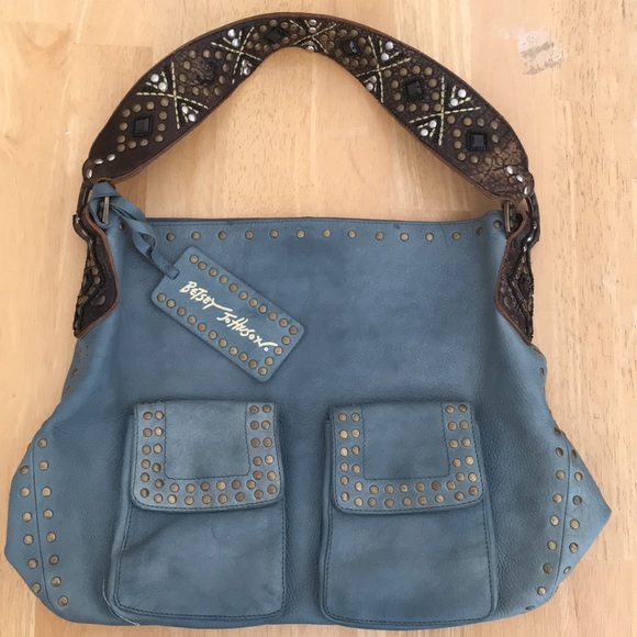 Betsey Johnson Handbags - Betsy Johnson Teal leather shoulder bag